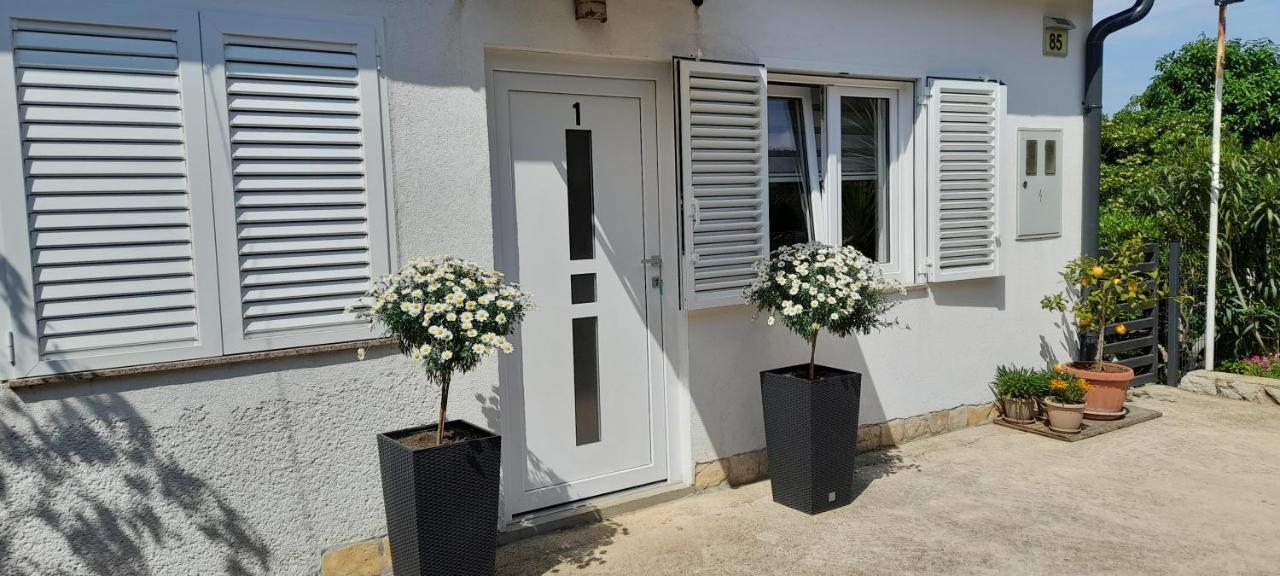 Apartments Boric Cres Luaran gambar