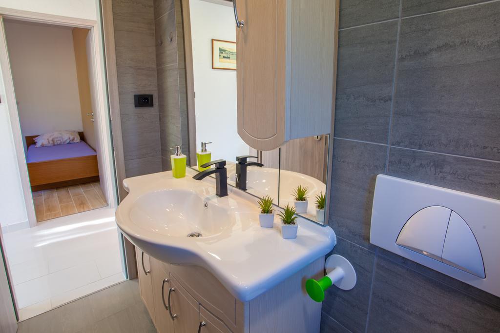 Apartments Boric Cres Luaran gambar
